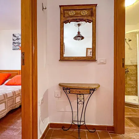 Apartment Cozy Townhouse With A Garden *