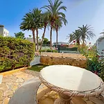 Cozy Townhouse With A Garden * Playa de las Americas (Tenerife)