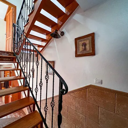 Cozy Townhouse With A Garden Playa de las Américas