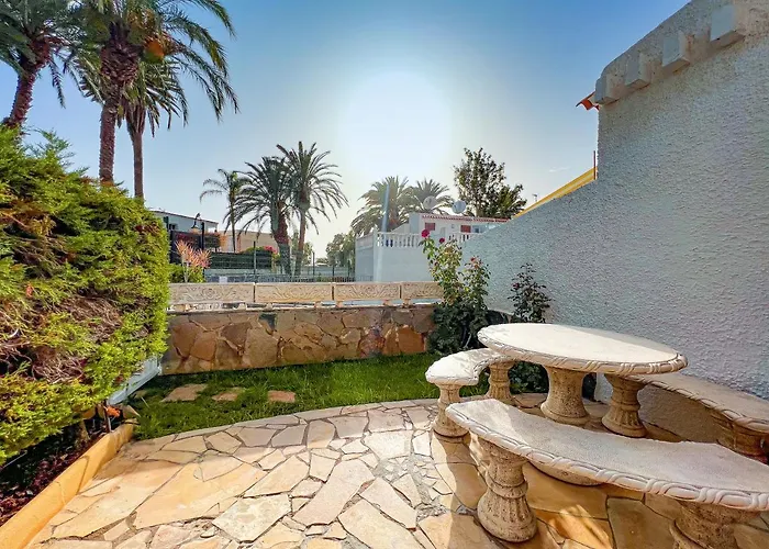 Appartement Cozy Townhouse With A Garden Playa de las Américas